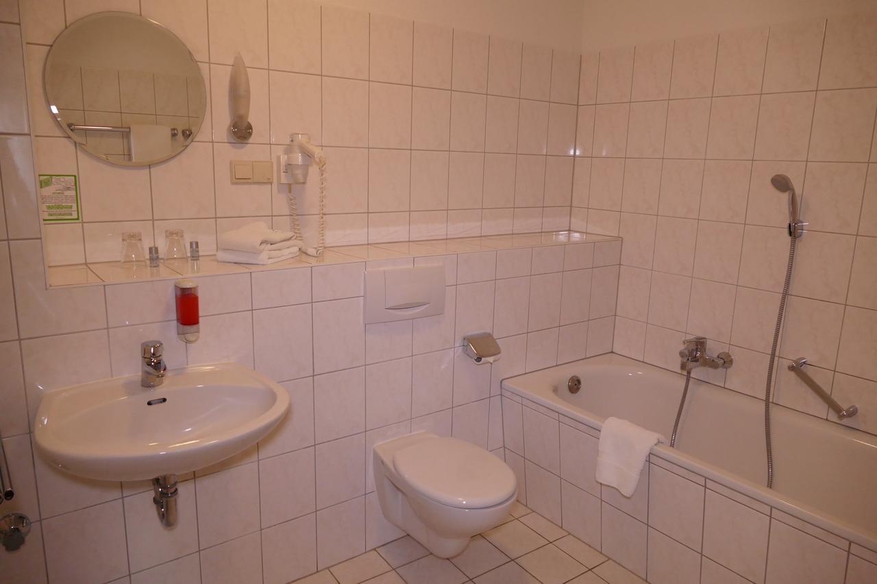 Hotel Am Dom Greifswald Kültér fotó